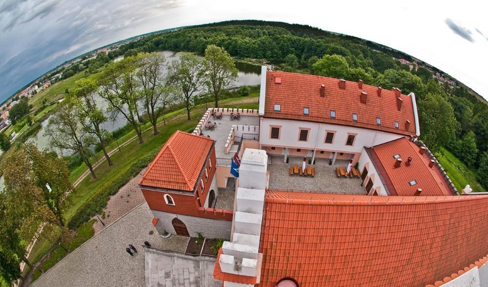 Zamek Gostynin Aparthotel Bagian luar foto