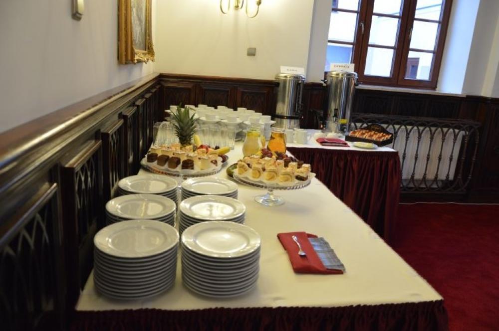 Zamek Gostynin Aparthotel Bagian luar foto