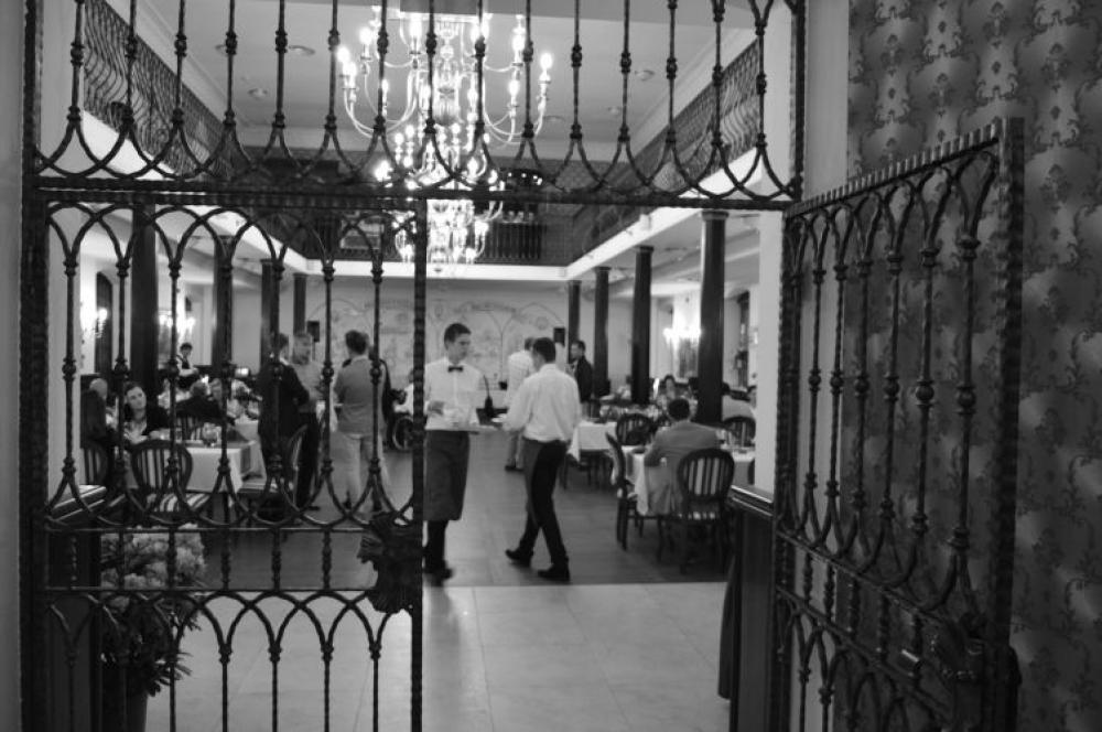 Zamek Gostynin Aparthotel Bagian luar foto